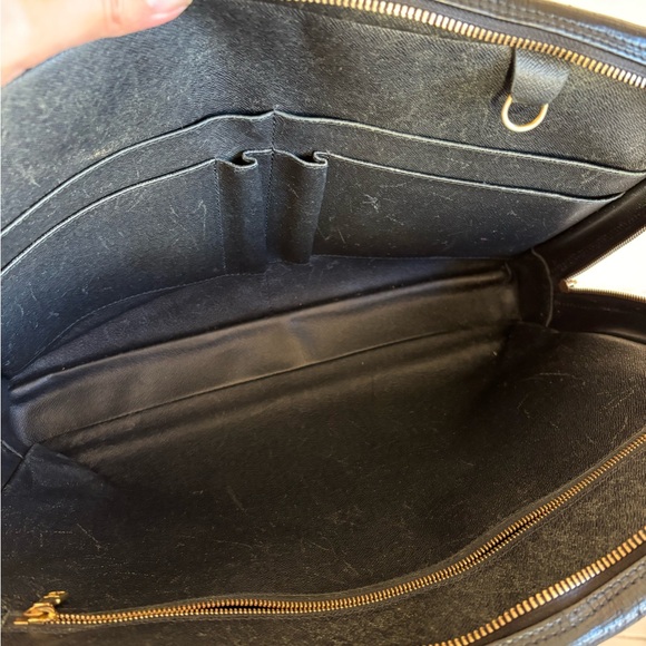 Authentic Louis Vuitton black epi leather briefcase - Picture 9 of 13